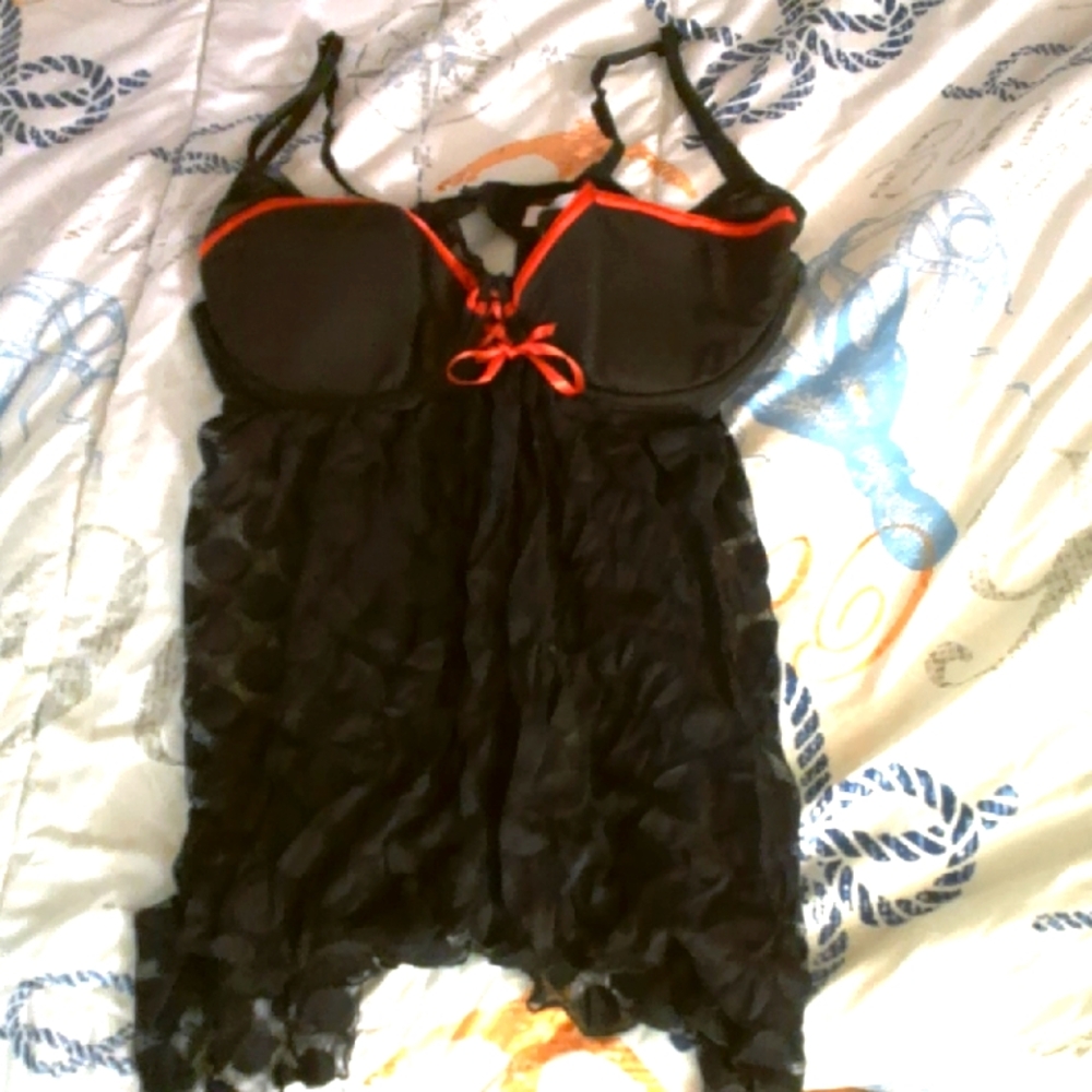Cacique Black and Red Lingerie